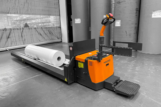 Schwerlast-Niederhubwagen für Papierrollen